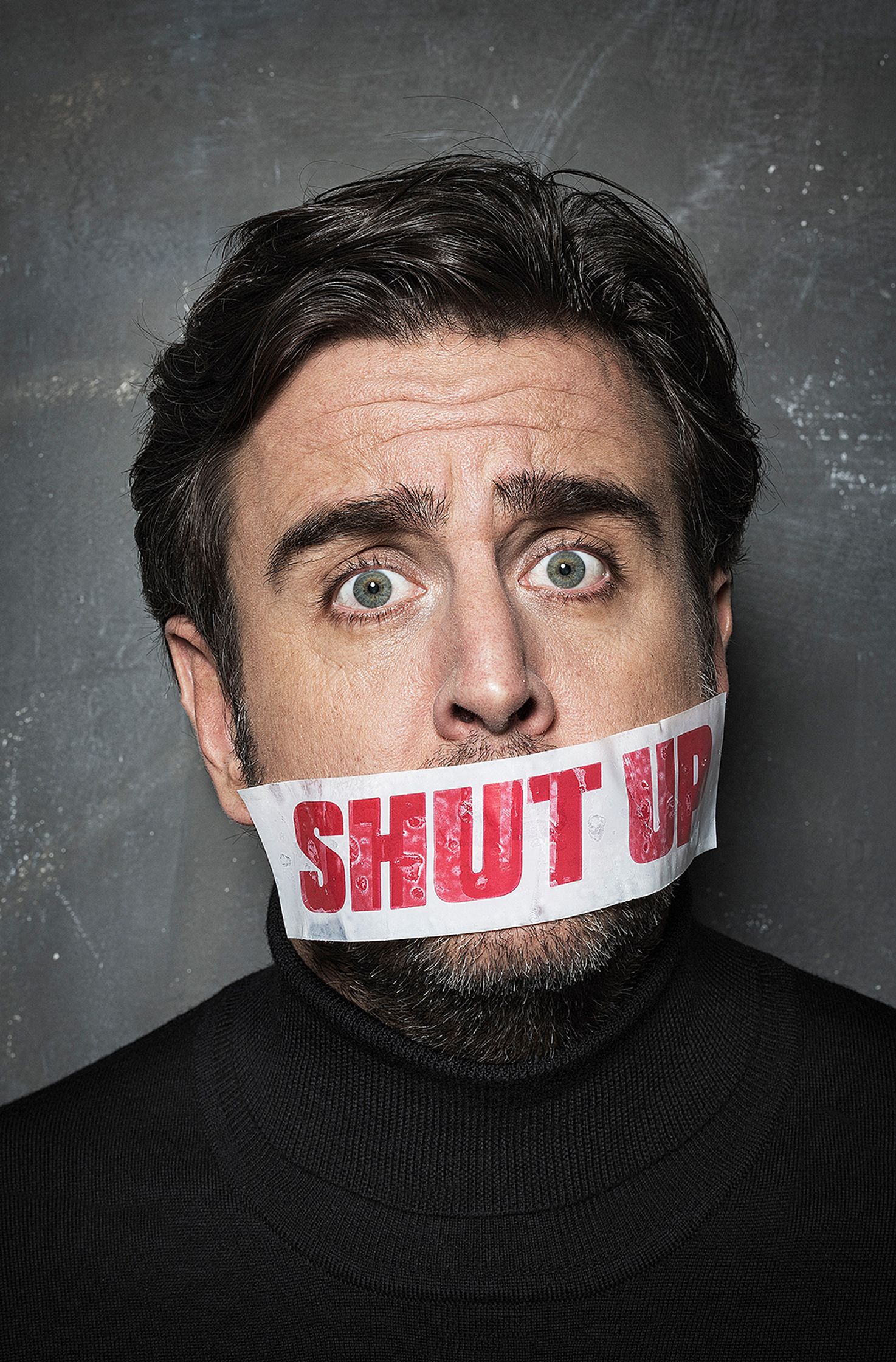 bastian pastewkan with the word shut up taped to his mouth
Digitale Bildbearbeitung by glamtouch