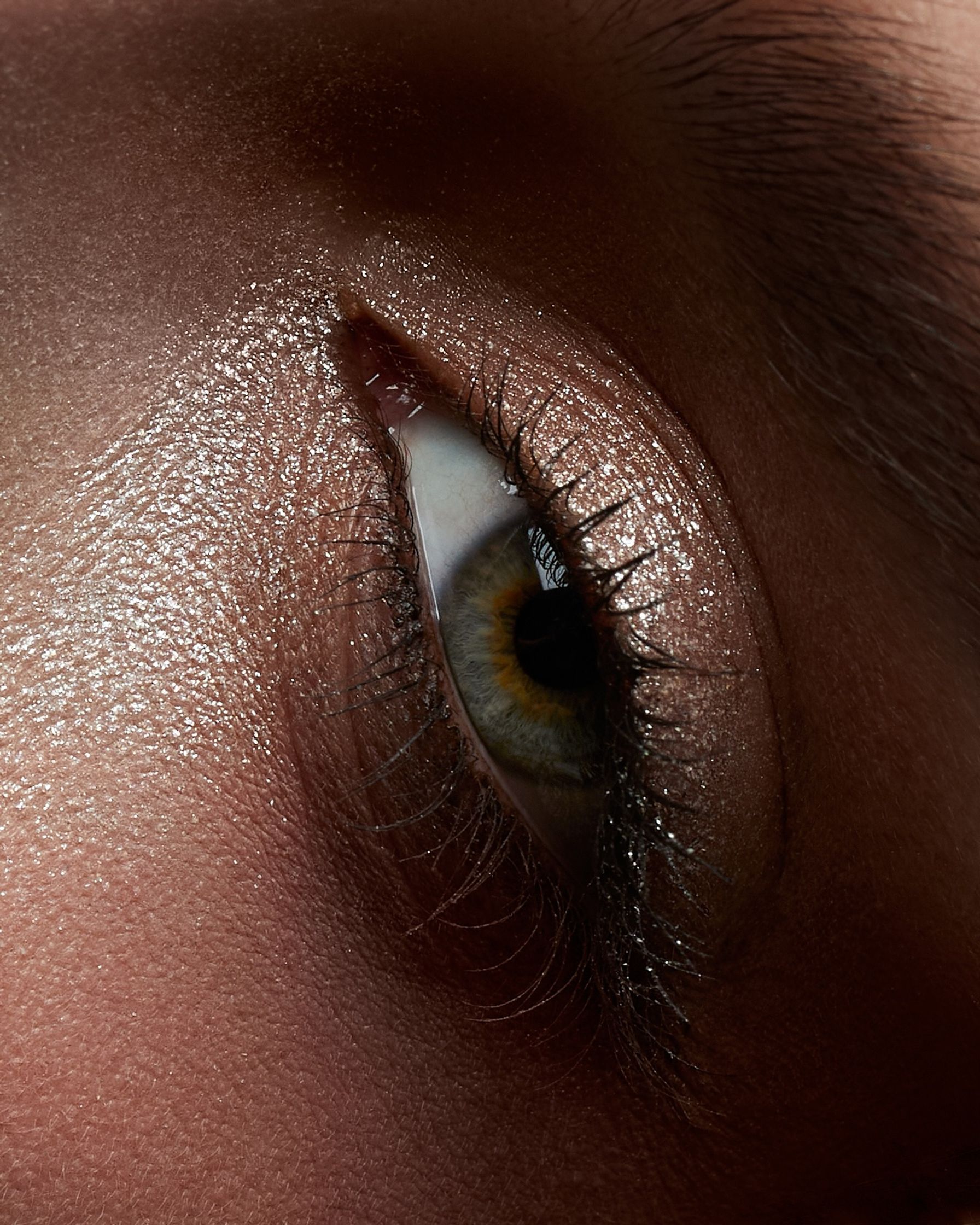 a close up of a woman's eye